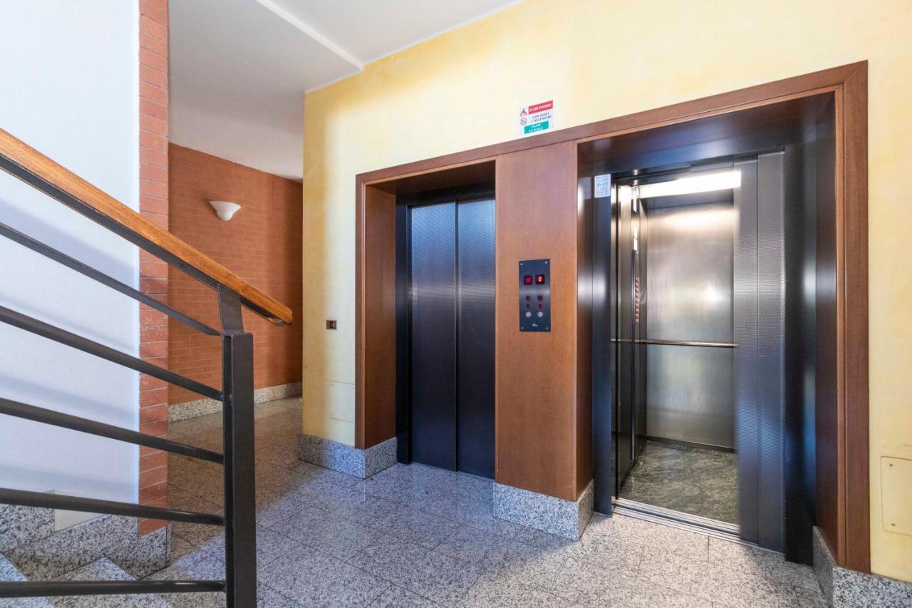Cozy&Spacious Apt 2 Min Walk From The Tram Stop! Lägenhet Turin Exteriör bild